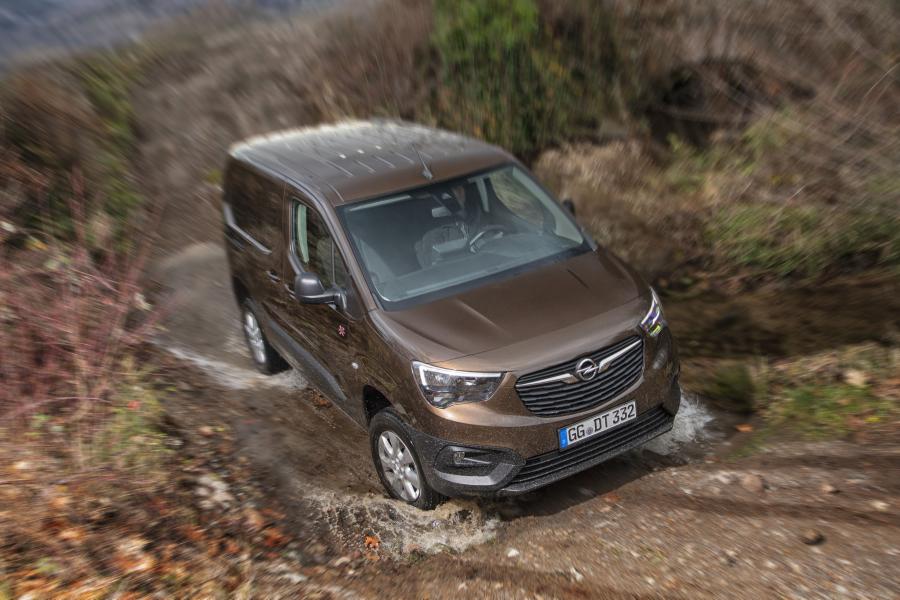  Opel Combo Cargo 4x4 2019 года  (фото 3 из 39)